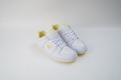 TÊNIS DC MANTECA 4 IMP YELLOW SUN WHITE - comprar online