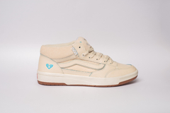 TÊNIS VANS ZAHBA MID PEDRO BARROS BUTTERCREAM - comprar online