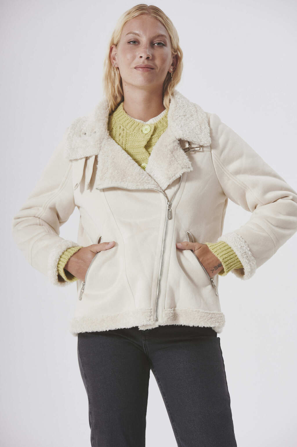 Gamulan Cloe Beige Comprar en Lago Puelo