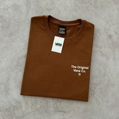 Imagen de REMERA VANS ESTAMPA THE ORIGINAL CO MARRON