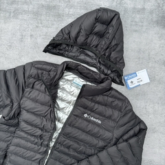 CAMPERA COLUMBIA PUFFER NEGRA - comprar online