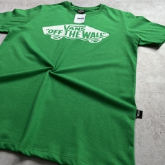 REMERA VANS OTW VERDE en internet