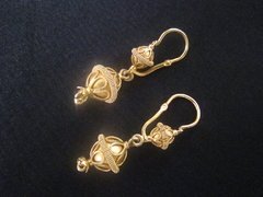 Aretes Orbes en Filigrana. Oro 18 Kilates