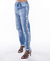 Calça Jeans Feminina Cropped Mom na internet