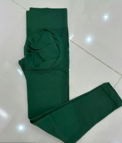 CALZA FIT LARGA VERDE