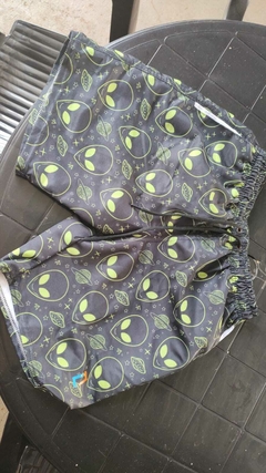 Shorts ou bermuda Alien - comprar online