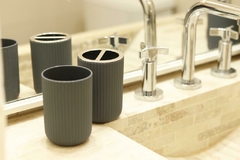 Accesorio kit de baño, gris oscuro. Set x 4 (ba 1048) - Tobatel Home