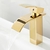 Torneira monocomando banheiro cascata baixa quadrada dourada - comprar online