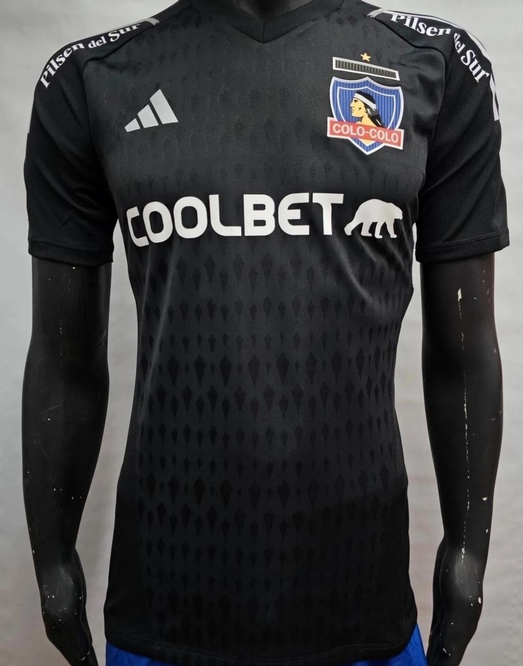 Camiseta de colo colo negra 2025
