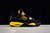 Jordan 4 Retro Thunder en internet