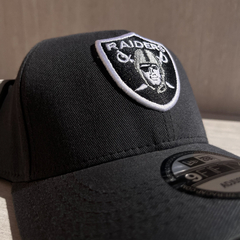 Raiders Gris en internet