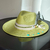 Chapéus de aba larga Fedora para homens e mulheres, feltro camurça, acessório - comprar online