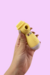 Estimulador Clitoriano com 10 Modos de Pressão em Formato de Pinguim Amarelo- Ref.:ME147 -  Afrodite Sexy Shop