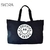 BOLSO PLAYERO DE NYLON SKORA ESTAMPA SMILE 36X60X12CM COLOR NEGRO (31724)