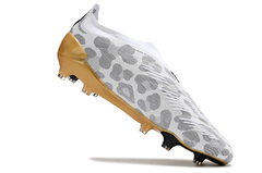 ADIDAS PREDATOR LACELESS ELITE FG na internet