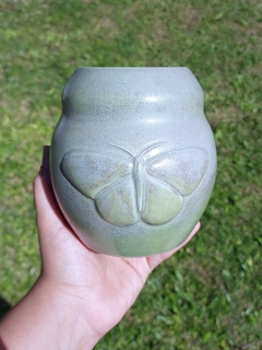 Vaso verde borboleta na internet