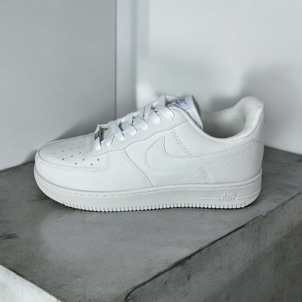 Zapatillas Nike Air Force 1 Estilo y Comodidad