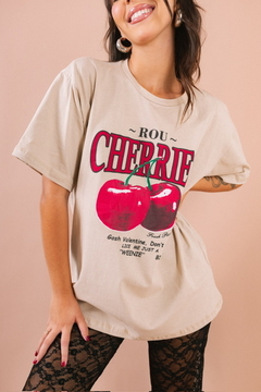 TEE CHERRY OVERSIZED BEGE