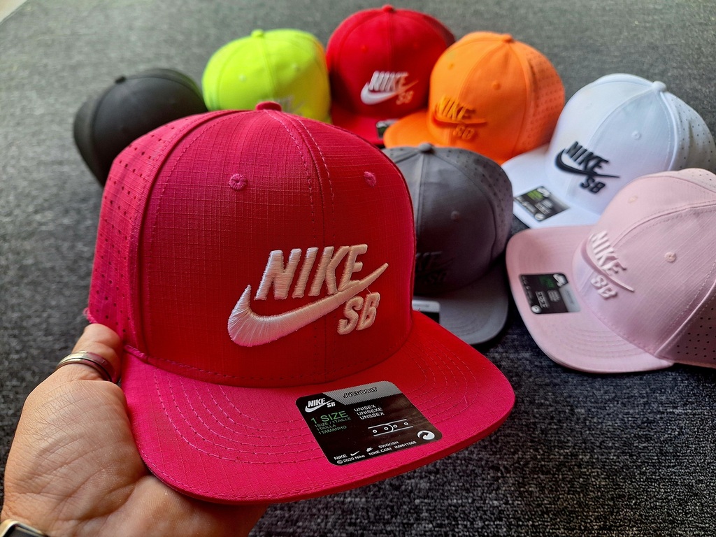 Gorras nike fucsia online