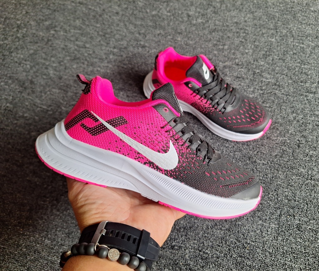 Deportivas nike rosas best sale