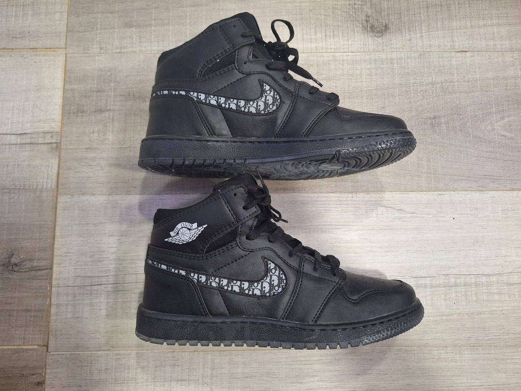 NIKE JORDAN DIOR BOTITAS NEGRAS Comprar en DY STEFANO