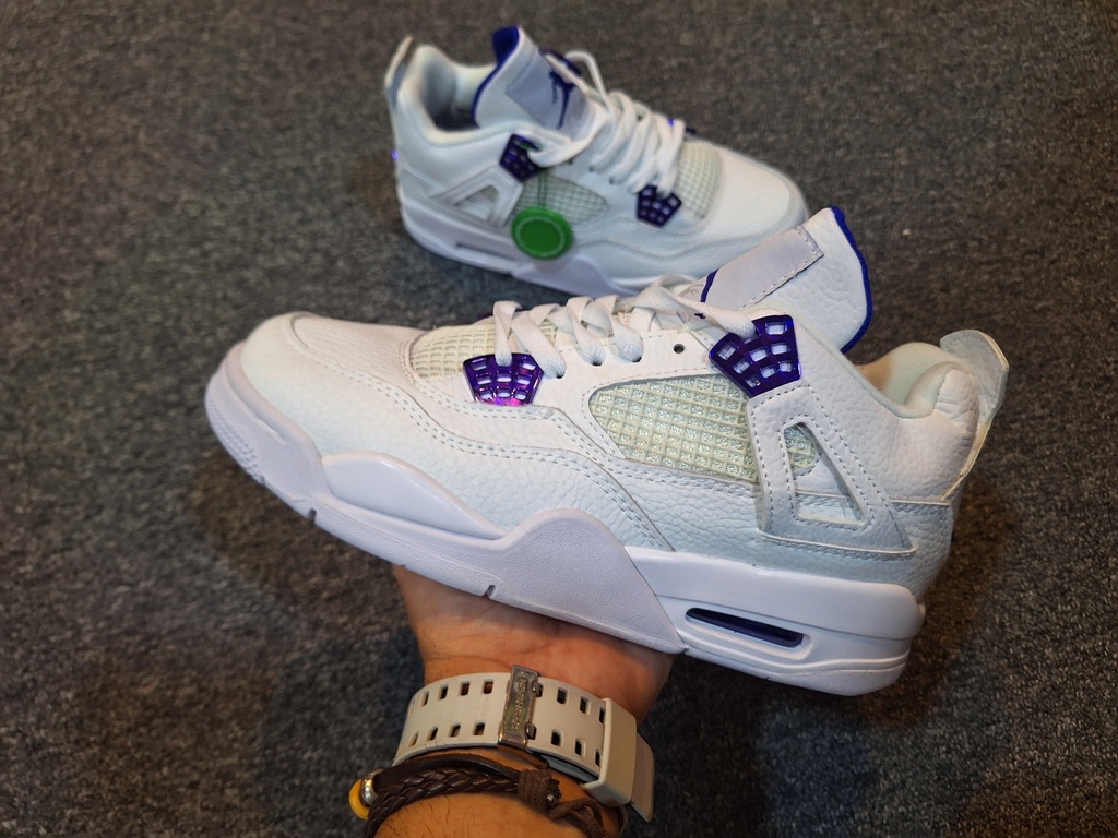 Nike jordan retro 4 blancas 2025