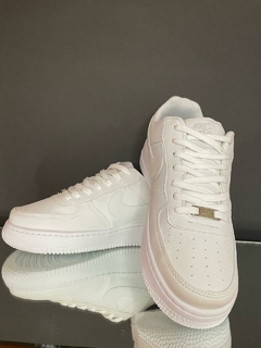 Nike Air Force 1 Premium - Fogo Urbano