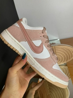 NIKE SB LOW ROSA GLITTER Comprar en Fogo Urbano
