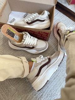 Ultrarange Neo Prime Bege - Gabi Soares Calçados