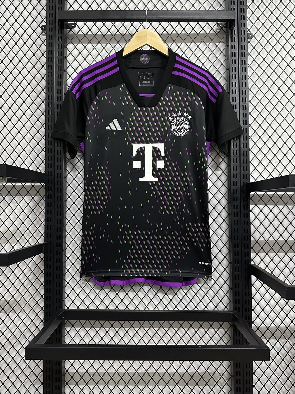 Camiseta Fan Bayern Munich Suplente 2023 2024