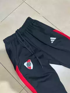 BUZO Y PANTALON + CAMISETA TITULAR DE RIVER PLATE DE REGALO - comprar online