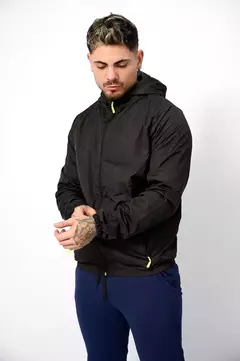 Campera Rompeviento Hombre - Importada en internet