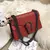 Bolsa transversal com fivela detalhada estilo crossbody - FEAL