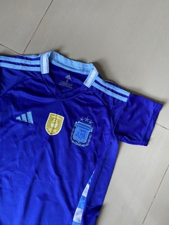 ¡OFERTA DIA DEL NIÑO! - CAMISETA ARGENTINA TITULAR Y ALTERNATIVA DE NIÑO + CAMISETA TITULAR MAYOR - tienda online