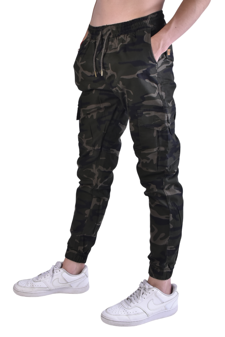 Pantalon negro camuflado new arrivals