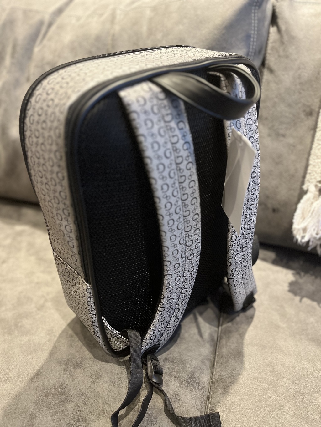 Mochila guess gris hotsell