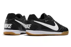 CHUTEIRA FUTSAL NIKE - SUPREME x NIKE SB GATO - Futcenter