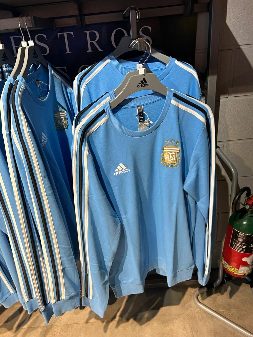 BUZO AFA CUELLO REDONDO Sport Indumentaria Deportiva