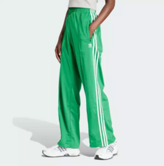 PANTALON ADIDAS PALAZZO + REMERA ADIDAS CORTITA DE REGALO - tienda online