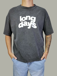 ART.8923 REMERA LONG DAY BOXY PRELAVADA CURVA 6X $10000 C\U - comprar online