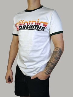 ART-8896 REMERA RETRO CALIFORNIA - comprar online