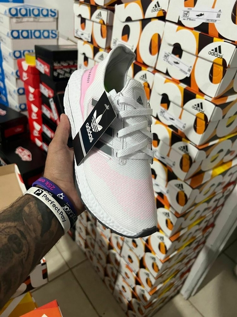 Adidas UltraBoost Branco Rosa Comprar em X Insider