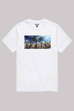 REMERA ATTACK ON TITAN 5