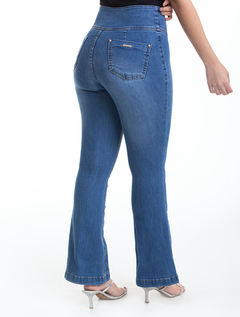 Calça Flare Clara Transpassado Triple Dry-Jeans 1763187 na internet