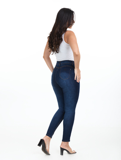 Calça Cigarrete Escura Jeans -1763423 na internet