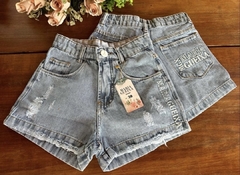 Short jeans