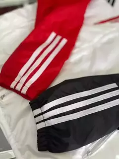 CAMPERA ROMPEVIENTO RIVER PLATE + NUEVA CAMISETA 2024 DE REGALO - cupesta