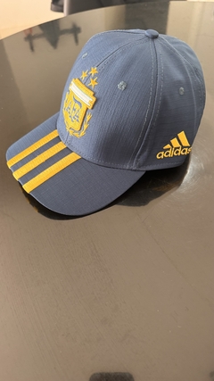 Imagen de ¡GORRAS DE LA SELECCIÓN 3X1!