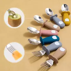 Bebê alimentação sólida colher e garfo conjunto, sem BPA, alça de silicone, urso dos desenhos animados, utensílio inoxidável, talheres infantis, novo design na internet