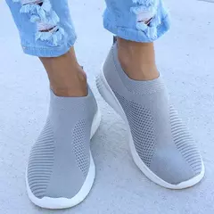 Sapato branco slip-on plano para mulheres, tênis leves, sapatilhas casuais com cesta, verão e outono